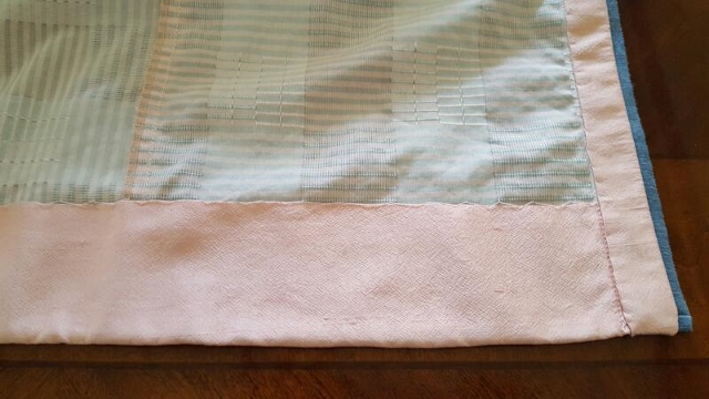 Peach cotton hem on the inside