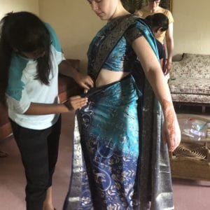 Pleating skirt of sari