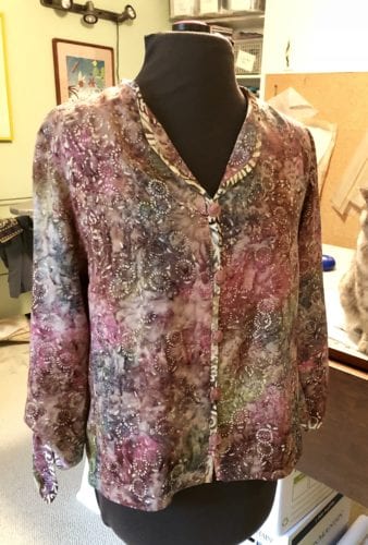 Jewel Neck rayon blouse